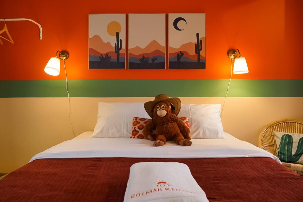 Roemah Renjana Bandung Bed & Breakfast Exterior photo
