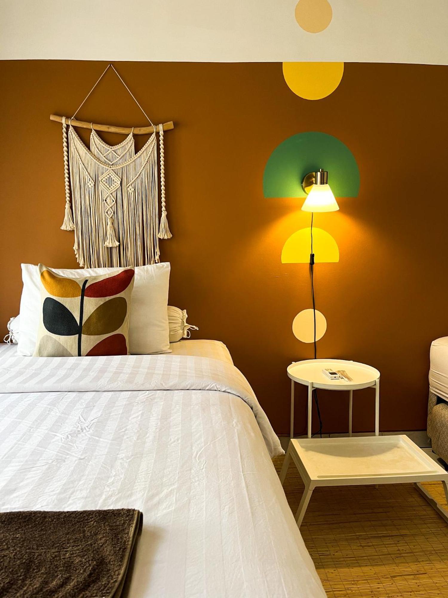 Roemah Renjana Bandung Bed & Breakfast Exterior photo